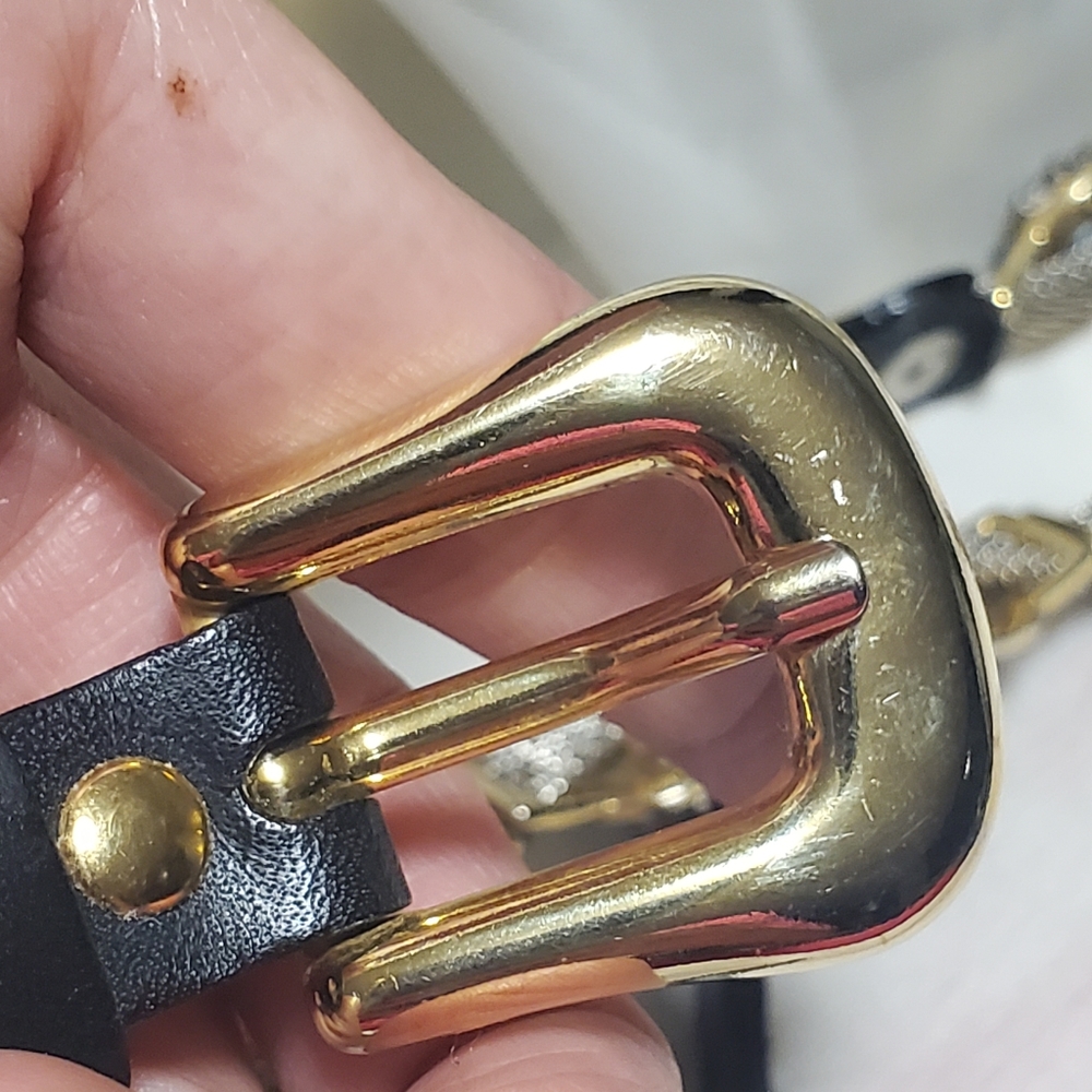 Vintage Versace belt. Used in great condition. - Picture 10 of 16